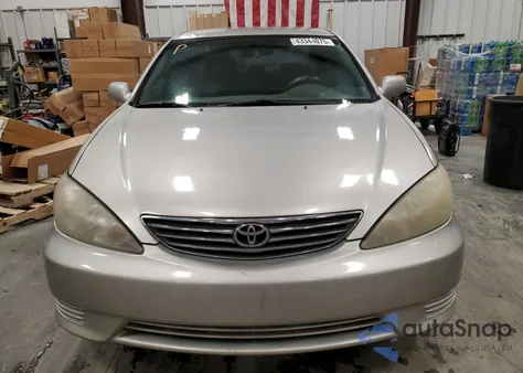 2005 Toyota Camry Le from USA, damaged, VIN 4T1BF32K35U590908